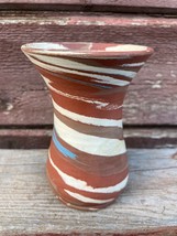 Vtg Mission Swirl Art Pottery Vase Unmarked Evans Desert Sands 4&quot; - £23.70 GBP