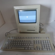 Vintage Apple Macintosh SE Super Clean w/ Mouse &amp; Keyboard Works - $661.49