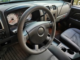 Fits Gmc Suv 80-87 Grey Perf Leather Steering Wheel Cover Black Seam - £43.35 GBP