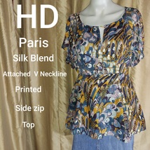 HD in paris silk blend printed side zip top size 2 - $21.00