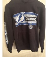 MENS Tampa Bay Lightening Fanatics Hockey Hoodie Size Small 2021 Cup Champs - $34.64