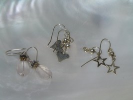 Estate Lot of 3 Silvertone Hearts Stars White Plastic Bead Dangle Earrings for - £8.20 GBP