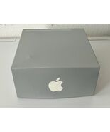 Apple Portable Power World Traveler Adapter Kit 6 M8794G/B - $20.81 CAD