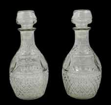 Vintage Crown Royal Etched Crown &amp; Grapes Whiskey Decanter with Stopper ( PAIR ) - £27.55 GBP