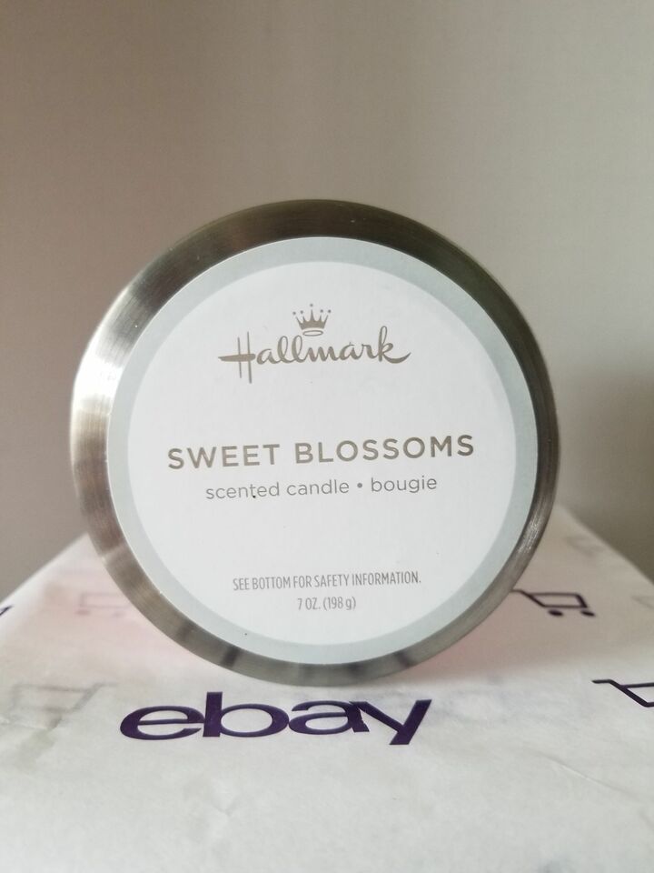 Hallmark - Scented Candle - Sweet Blossoms 7oz - $14.92