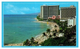 Hotels lining the beach and Kalakaua Avenue Waikiki Hawaii Postcard - £5.52 GBP