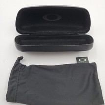 Oakley Black Hard Clamshell Sunglasses Eyeglasses Case Faux Leather &amp; Cloth - $12.82