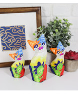 Ebros Balinese Wood Handicrafts Bright Colors Cat Family Set of 3 Figurines - $28.76 CAD