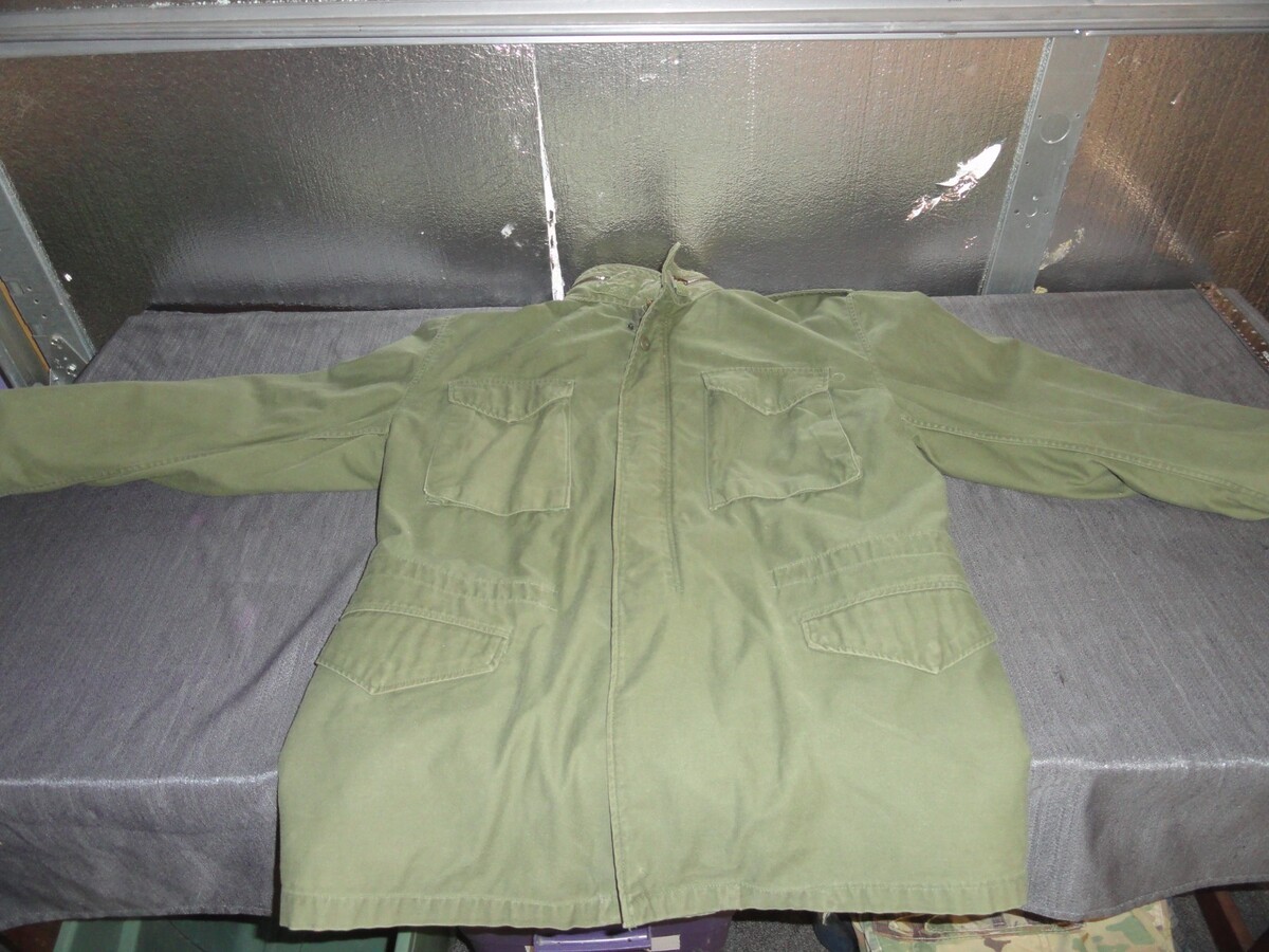 MILITARY USGI VIETNAM ERA 1969 MENS FIELD JACKET M65 OG-107 LARGE - $98.99