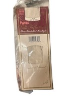 Vintage Hanes Silk Reflections Sheer Sandalfoot Kneehighs Pearl 2 Pairs - $4.13