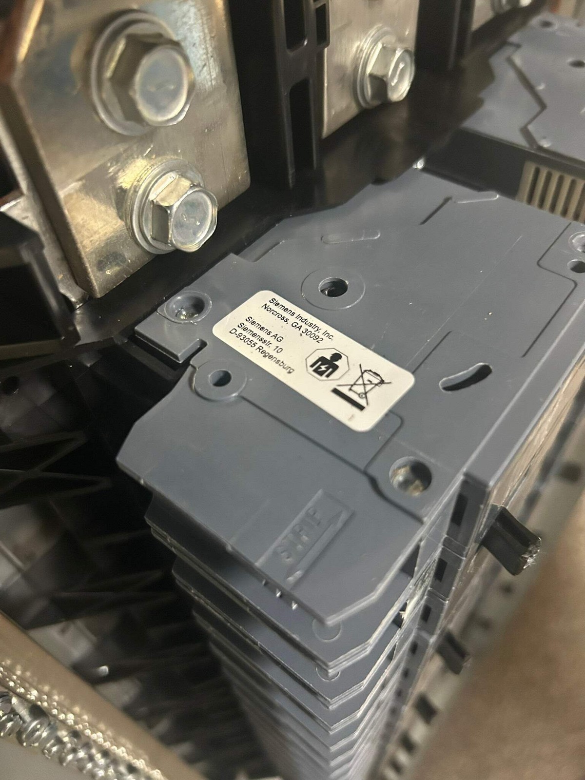 Siemens P1E‑42 400 A Panelboard Interior – 42 Circuit, 277/480 V Item image 13