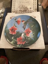 Vintage 1986 Edwin M. Knowles "The Hummingbird" by Kevin Daniel Fine China Plate - $11.48