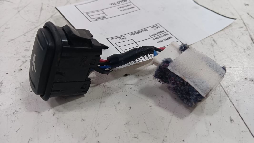 Subaru Forester Seat Lumbar Switch  2017 2018 - $44.69