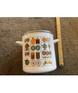 Rare Vintage  Small Enamel Stock Pot Kitchen utensels decor Lid - $58.41