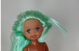 Barbie sisters Kelly n Chelsea Chelsie doll friend w green ponytail hair AA nude - £7.81 GBP