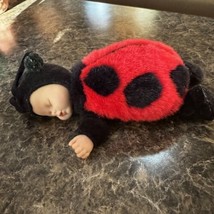 Vintage Anne Geddes 9&quot; Lady Bug Sleeping Baby Doll Plush Vinyl Ladybug Red Black - £11.36 GBP