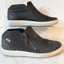 Ecco Soft 7 Grey Nubuck Leather Side Zip Low Boot Sneaker - Women&#39;s Size 7 - $699.36 MXN