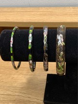Vintage Cloisoone Enamel Bangle bracelet, Flora Pattern - $924.40 MXN