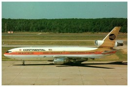 Continental Airlines McDonnell Airlines DC10 10CF at Houston Airplane Postcard - £5.81 GBP