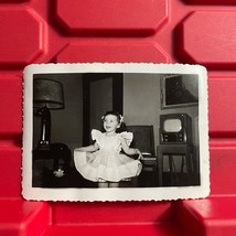 Young Girl In A Dress By TV And Lamp 5 x 3.5 Photograph Kodak Vintage 1950s - £6.85 GBP