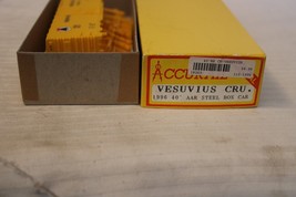 HO Scale Accurail, 40&#39; Box Car, Vesuvius Crucible, Yellow, #1013 - 1996 - £23.59 GBP