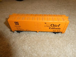 Vintage 1970s Mantua HO Scale Super Chief California SFRD 25841 Reefer Car - $16.83