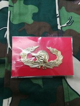 Royal Thai Army infantry Pistol Badge Royal Thai infant Original Item - $14.03