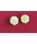 Vtg Clip-On Daisy Earrings Sarah Coventry Attributed Yellow &amp; White 1” J269 - $169.09 MXN