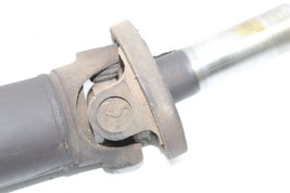01-04 FORD MUSTANG V6 3.8L A/T REAR DRIVESHAFT Q6146 image 2