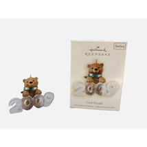 Hallmark Keepsake Ornament 2009 Bear Cool Decade Christmas Ornament - £11.90 GBP