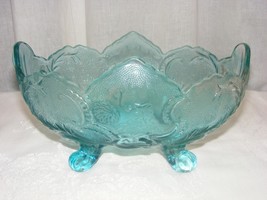 Vintage Glass Blue Center Table Bowl Footed Leaf Design - $695.71 MXN