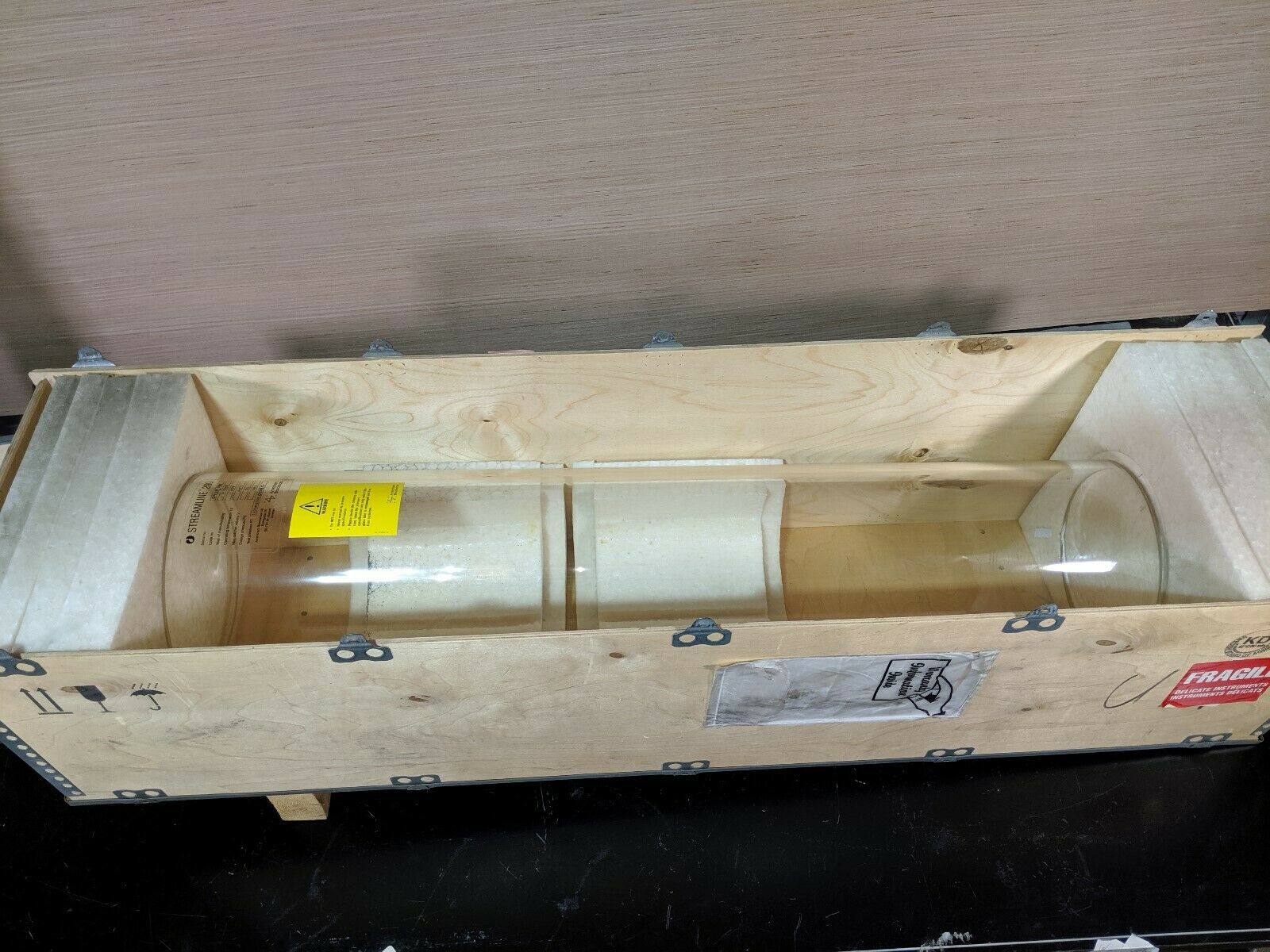 Amersham Biosciences Streamline 200 Glass Chromatography Column 18-1100-22 - $495.00