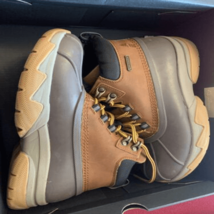 Bass Outdoor Boots DuckOutdoor Women's Duck Boots Sz. 7 - $54.45