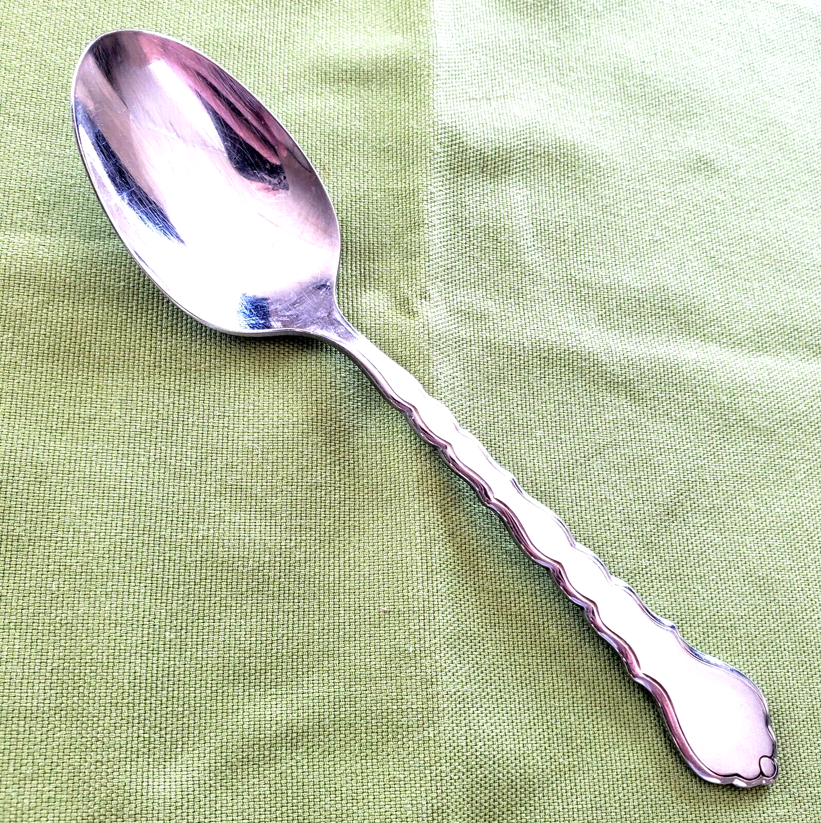 Soup Spoon Cello Pattern Oneida Community Stainless Burnished Handle 6 7/8" - $9.89