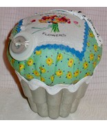 Susan Branch PIN CUSHION ~ A DAY FOR FLOWERS ~ Cupcake Shape  ~ Rare! - £28.74 GBP