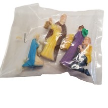 Miniature Nativity Figures Set Crafts Dollhouse Hong Kong Vintage Christmas Xmas - £7.14 GBP