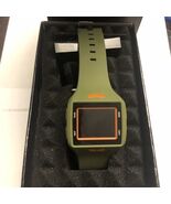 Men&#39;s Vestal Helm Digital Watch Army Orange - €21,45 EUR