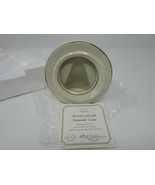 LENOX CHINA IVORY &amp; GOLD MEMORABLE FRAME MINT IN BOX COA 24 KT GOLD ACCENT - $8.02 CAD