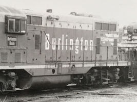 Burlington Northern Railroad BN #1590 GP7 Electromotive Train Photo Clinton Iowa - £7.58 GBP