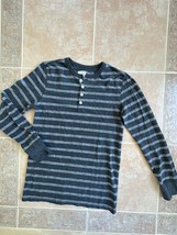 Merona gray striped henley shirt Men Size S - £20.18 GBP