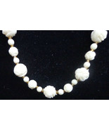 Vintage Estate Jewelry White Rose Beaded Necklace - €5,98 EUR