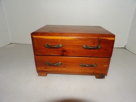 Nice Vintage Slaesman Sample Child&#39;s Doll 2 Drawer Cedar Chest of Drawers - £39.92 GBP