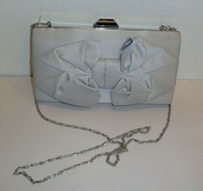 Jessica Mc Clintock Boxy Bow Minaudiere Silver Satin New Womens Evening Bag Purse - £62.58 GBP