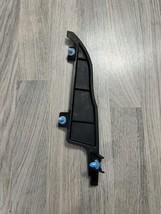 2008 INFINITI G35 SEDAN REAR RIGHT QUARTER PANEL LOWER BRACKET DEFLECTOR C664 image 9