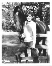 Tatum O&#39;Neal posing with her horse 1978 original 8x10 photo International Velvet - £19.91 GBP