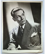 Tito Guizar (d. 1999) Signed Autographed Vintage 7x9 Photo - €34,61 EUR Tito Guizar (d. 1999) Signed Autographed Vintage 7x9 Photo - €34,61 EUR