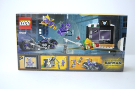 LEGO 70902 Catwoman Catcycle Chase Almost Complete Box Instructions 3 Mi... - £18.32 GBP