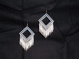 Handmade Paper Clip Dangle  Earrings  - €1,74 EUR