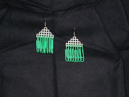 Handmade Paper Clip Dangle  Earrings  - €0,87 EUR