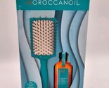 Moroccanoil On the Go Hair Essentials Set - Paddle Brush and Oil - £25.83 GBP